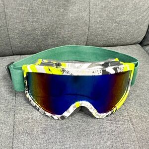 Boys Kids Snow Ski Goggles – Colorful Frame with Green Strap